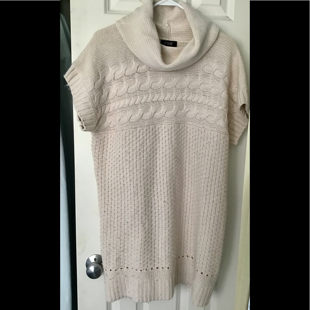 Fylo tan sweater. Size XXL